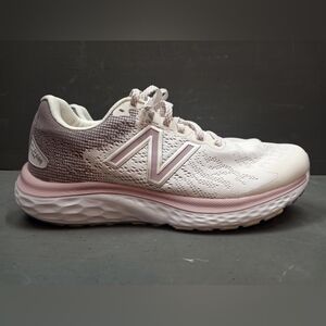 New Balance Fresh Foam 680V7 Athletic Shoes Womens Size 8B Sea Saly Violet